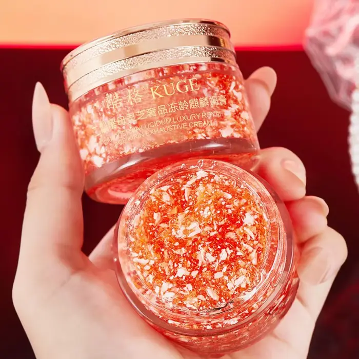 Crème hydratante pour le visage au rétinol au sang de Dragon