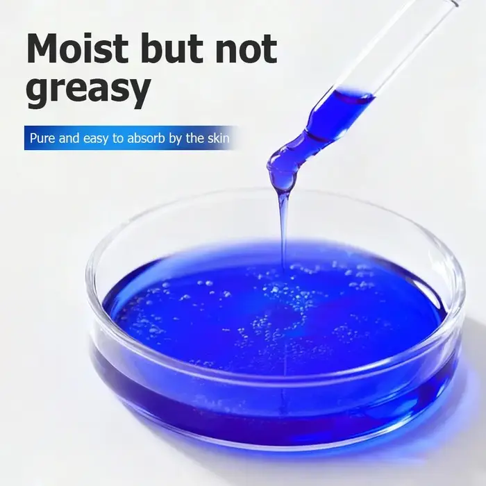 Essence raffermissante au cuivre et aux peptides bleus et rouges