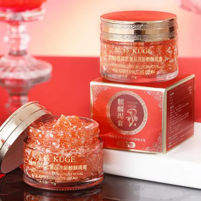 Crème hydratante pour le visage au rétinol au sang de Dragon