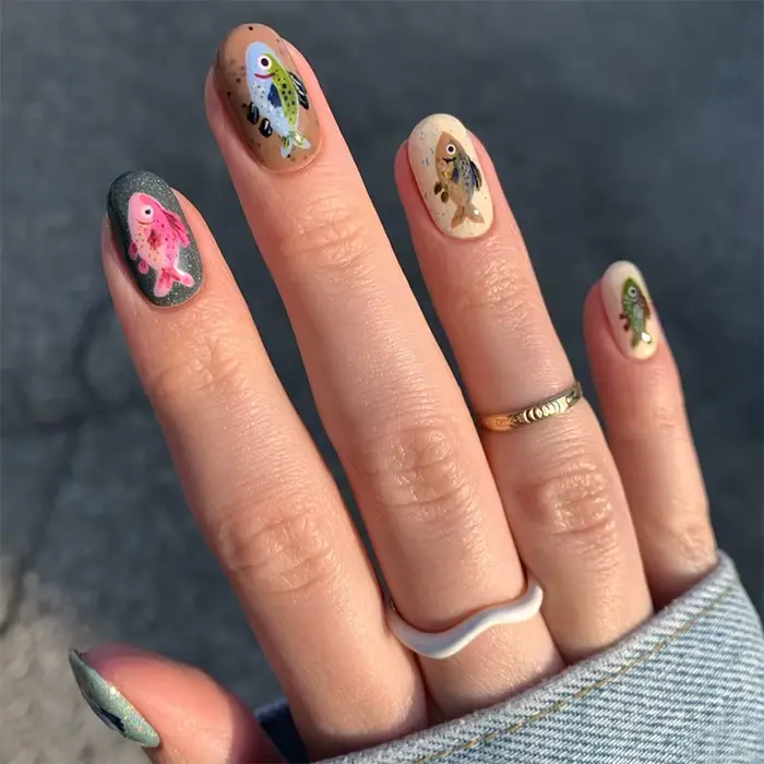 Faux ongles ovales à tête ronde courte, 24 pièces, avec motif de poisson coloré, à pression, finitio