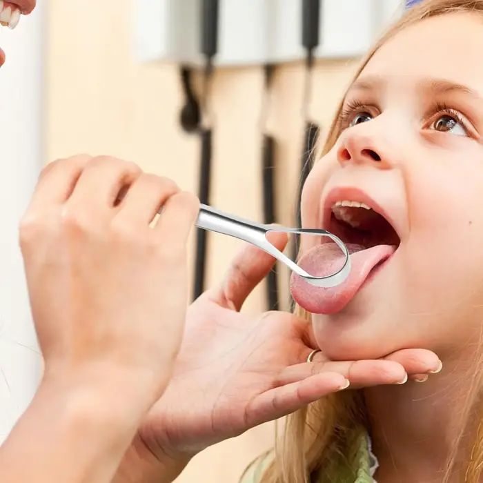 Nettoyeurs de langue en acier inoxydable, grattoir à langue pour adultes, garçons et filles, outils