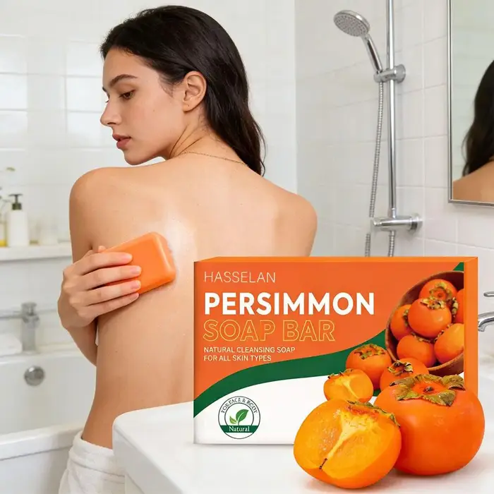 Savon Nettoyant au Kaki avec Filet Moussant – Soin Corps et Visage Exfoliant et Éclaircissant