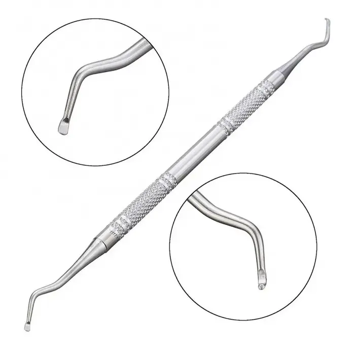 Outil de pédicure pour le soin des ongles des pieds
