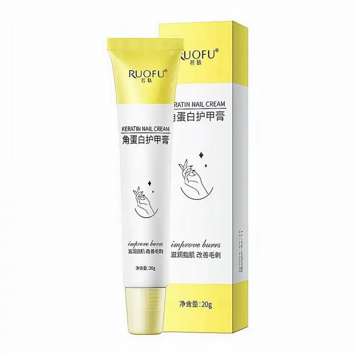 Crème à ongles à la kératine : Lisse les bords pointus