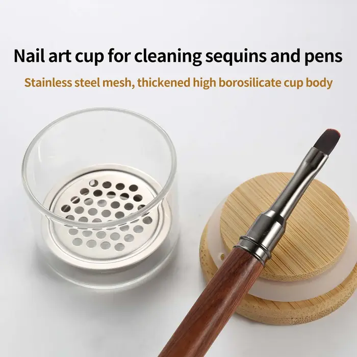 Tasse de nettoyage de brosse à ongles