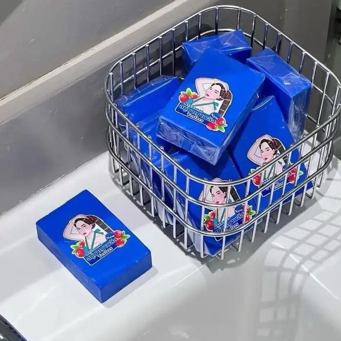 Savon artisanal Mayan bleu éclatant pour un nettoyage en profondeur de la peau