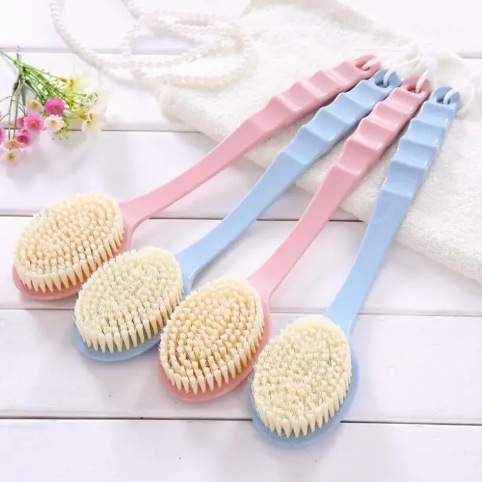 Brosse de bain à long manche pour épurateur de corps doux