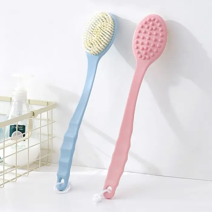 Brosse de bain à long manche pour épurateur de corps doux
