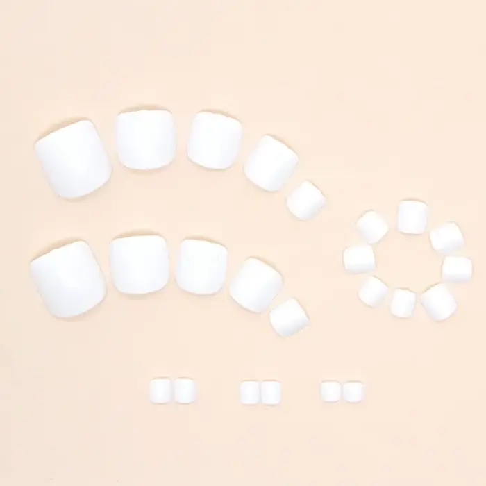 Faux ongles blancs courts et carrés pressés pour femmes, s'adapte parfaitement aux ongles, faux ongl