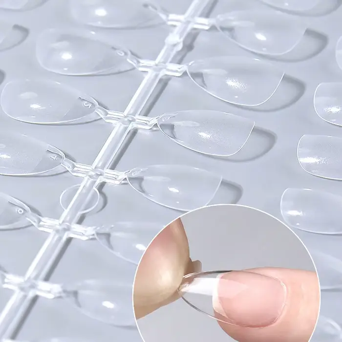 Pointes d'ongles courtes en amande pour gel souple
