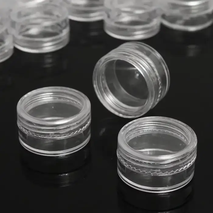 Pot de crème transparente pour échantillons