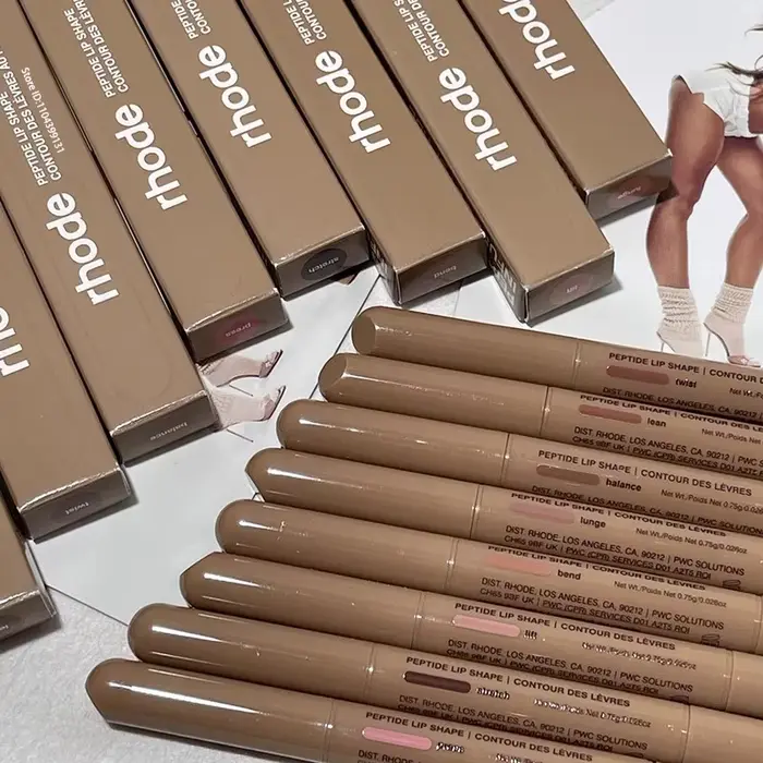 Crayon à lèvres en forme de peptide cutané