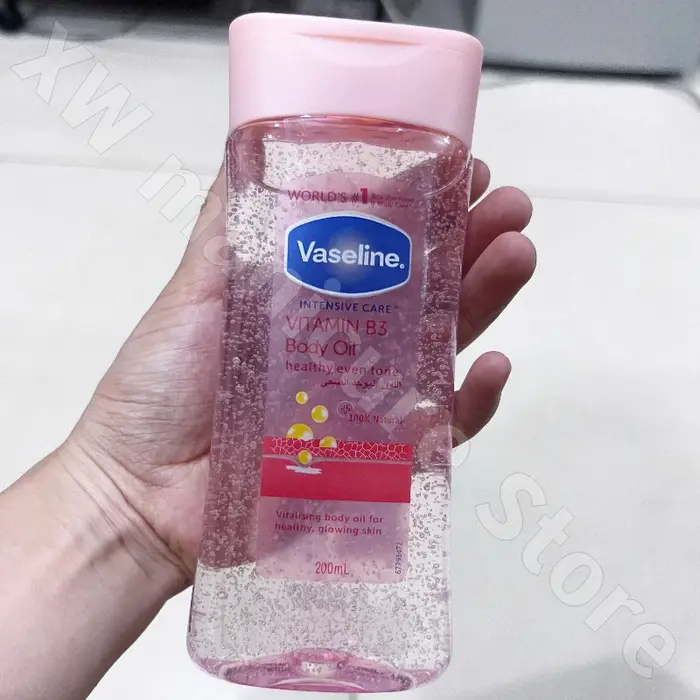 L'huile de soin pour le corps au vaselin illumine le teint améliore la peau terne et sèche nourrit en profondeur et
