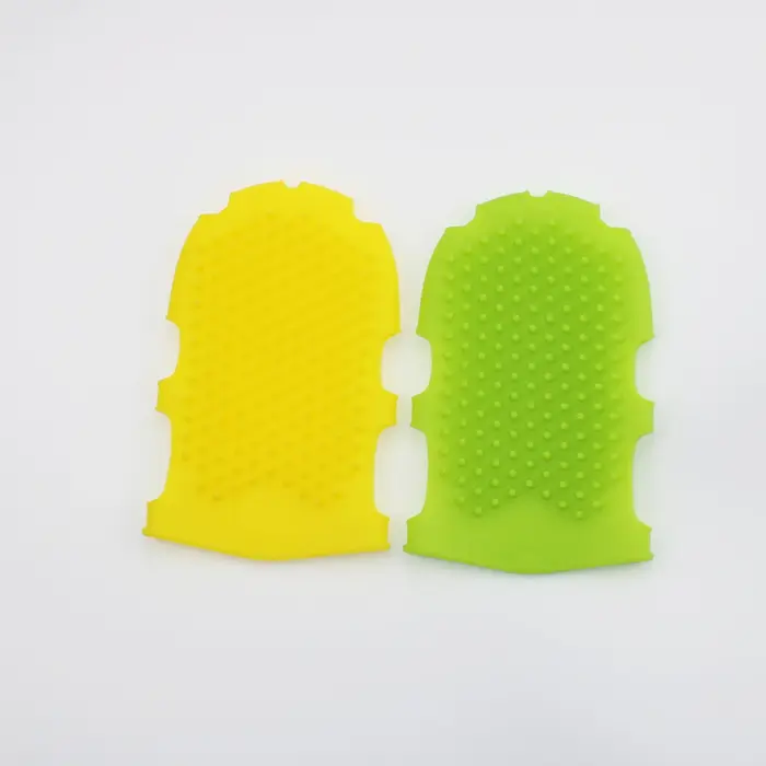 Gant de massage, brosse de bain en silicone