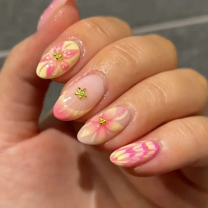 Autocollants pour ongles en Gel 3D ovales courts, 24 pièces, créer un Nail Art en forme de fleur de