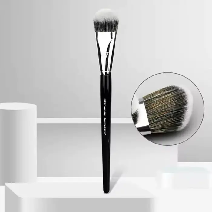Sephora No.47 pinceau de fond de teint à angle conique pente professionnelle