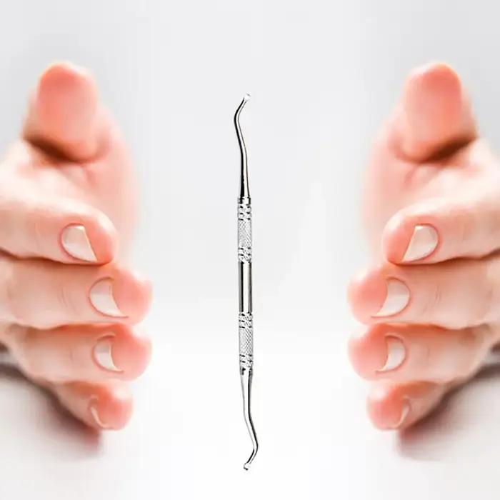Outil de pédicure pour le soin des ongles des pieds