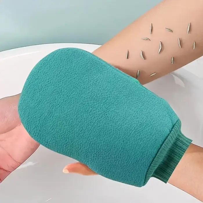 Gants exfoliants pour peaux mortes