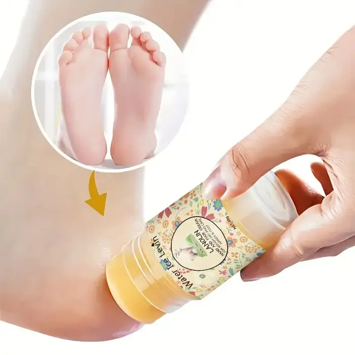 Les bâtons de crème pour les mains et les pieds peuvent être utilisés