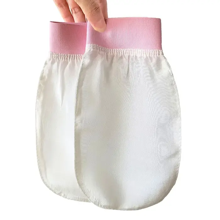 Gant de bain exfoliant en soie