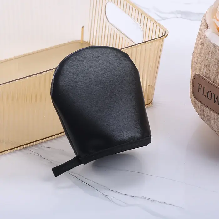 Gant d'application autobronzant - Outil en microfibre imperméable pour une application sans traces d
