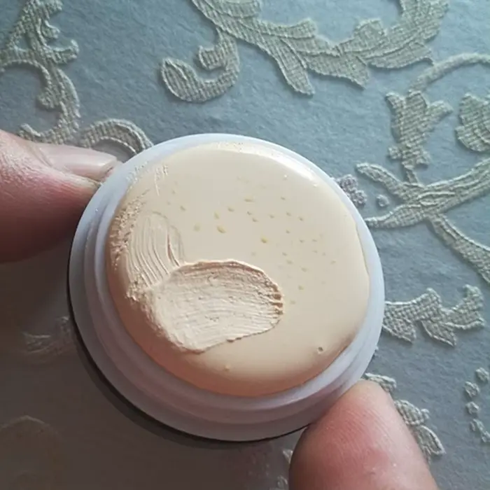 Crème blanchissante puissante pour l'élimination des taches de rousseur