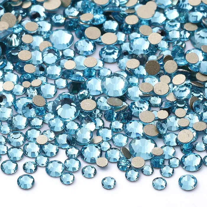 Strass à dos plat en verre astronomique doré