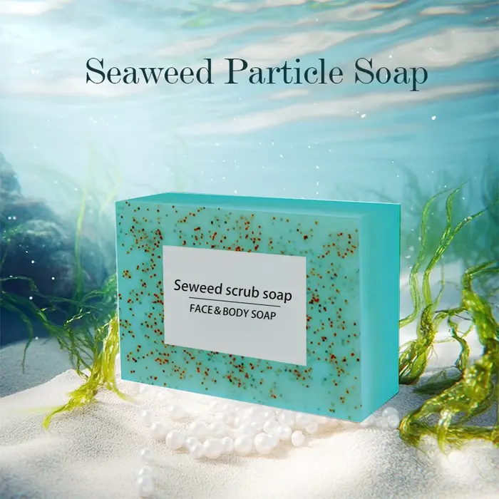 Le savon exfoliant aux algues est riche en vitamine E. Il contient de l'huile d'olive