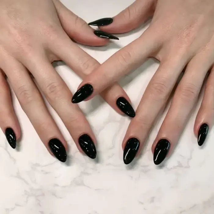 24 faux ongles artificiels en acrylique noir