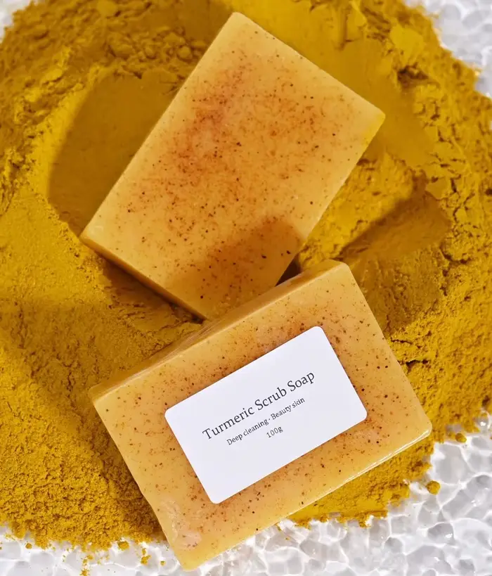 Savon de gommage kojique au curcuma naturel