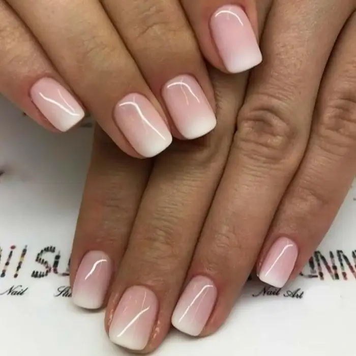 Faux ongles carrés dégradés bleus à pression