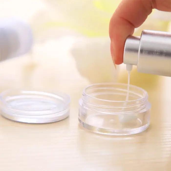 Pot à crème transparent pour échantillons
